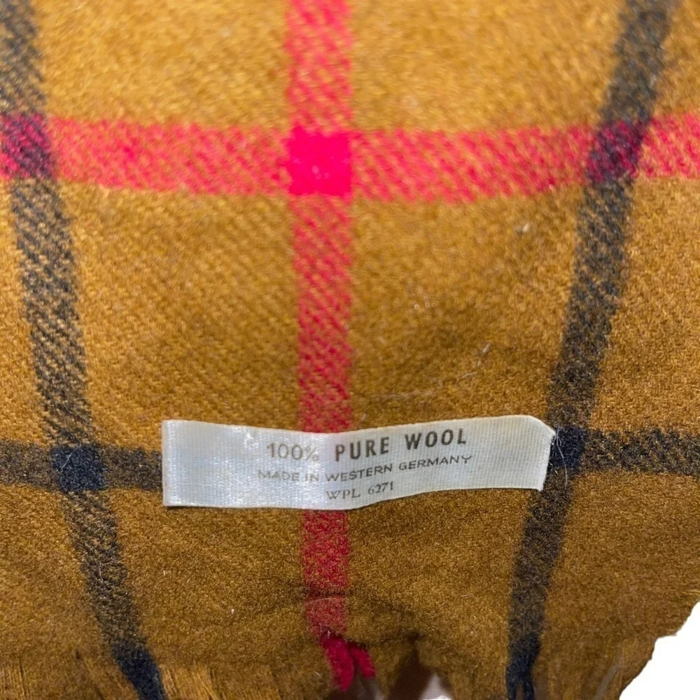 Man 100% Wool Scarf